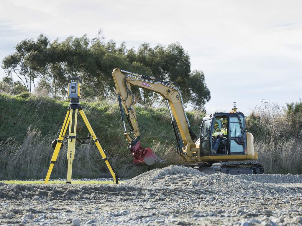Grävmaskin med Trimble 3D UTS styrsystem